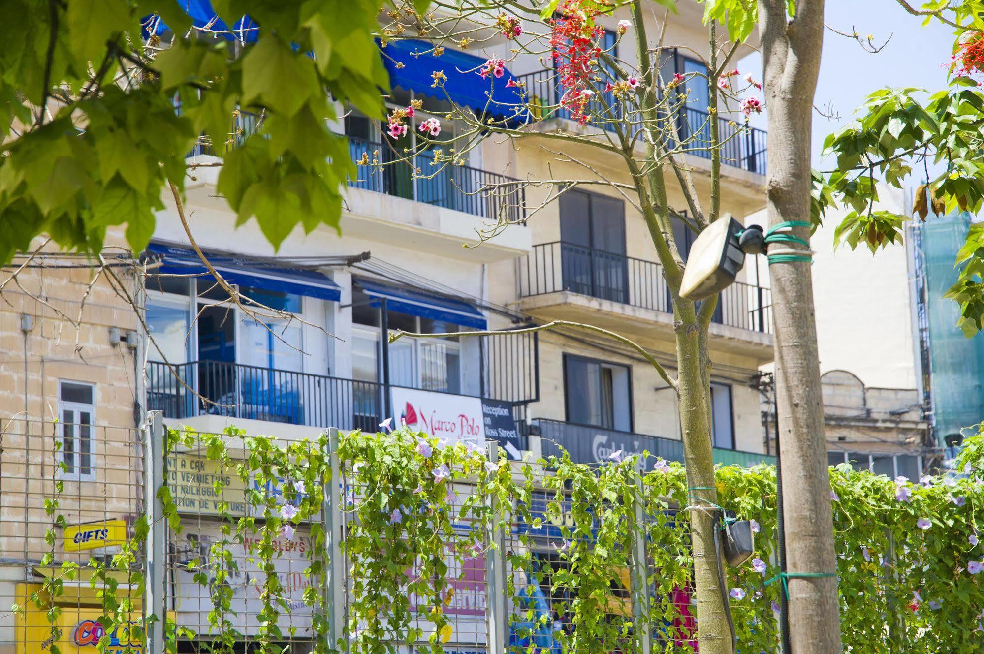 Marco Polo Party Hostel Saint Julian's Exterior photo